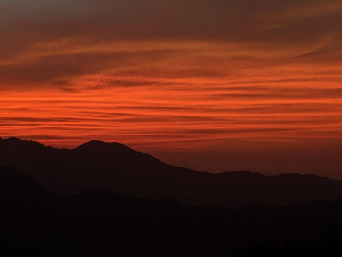 Namastay Himalayas, คานาตัล ภายนอก รูปภาพ